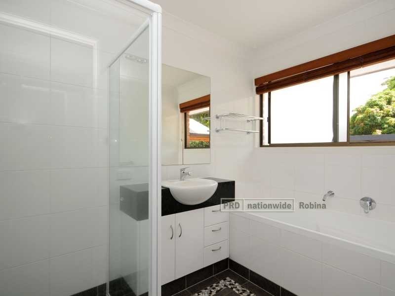 8 Appaloosa Court, Mudgeeraba QLD 4213