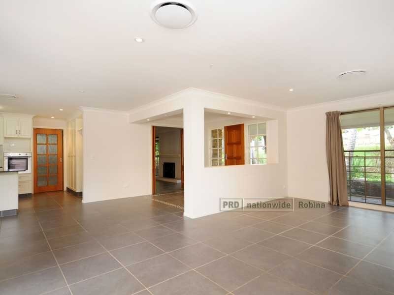 8 Appaloosa Court, Mudgeeraba QLD 4213