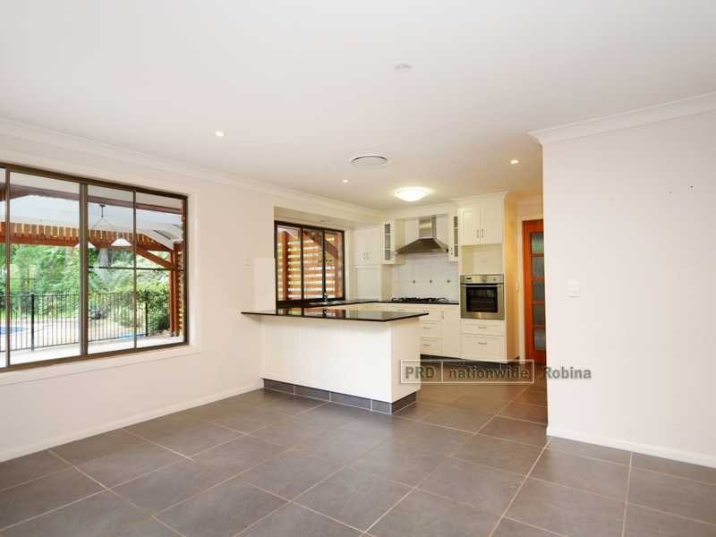 8 Appaloosa Court, Mudgeeraba QLD 4213