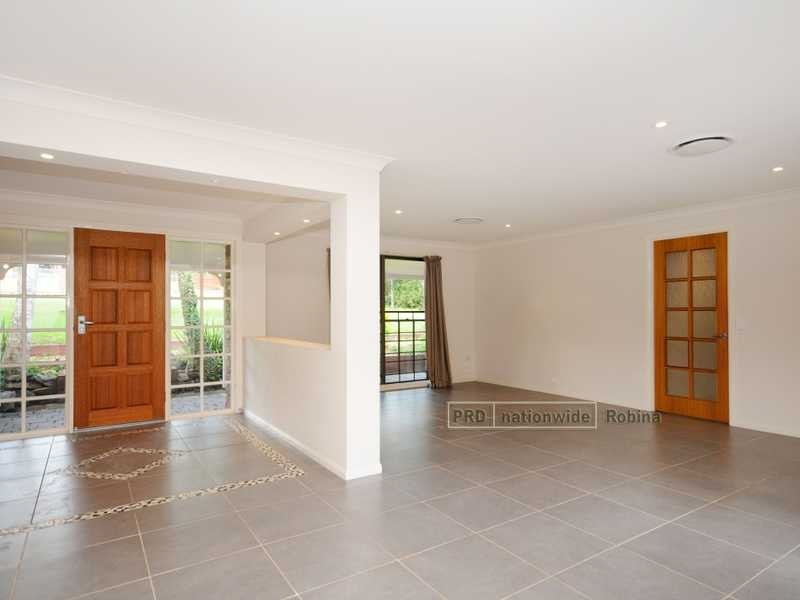 8 Appaloosa Court, Mudgeeraba QLD 4213