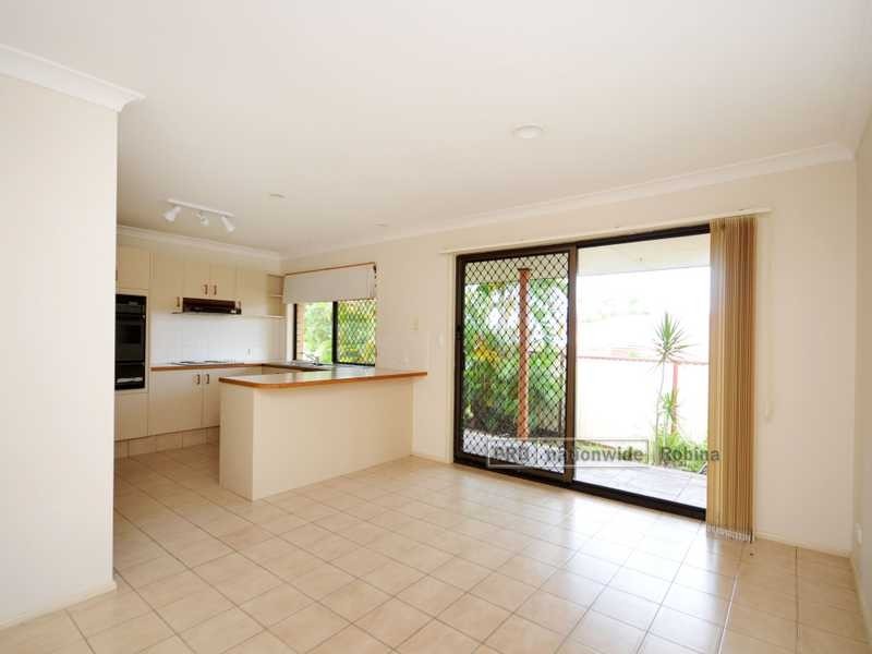 38 Glen Eagles Drive, Robina QLD 4226