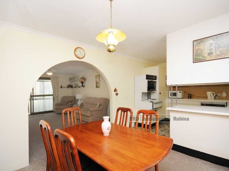 2/12 Rosewood Avenue, Broadbeach QLD 4218