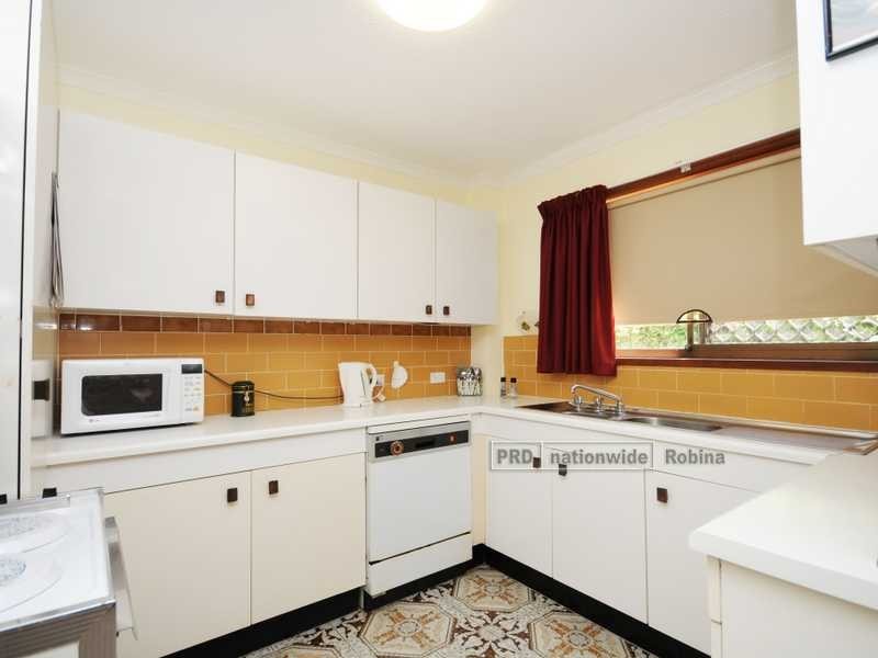 2/12 Rosewood Avenue, Broadbeach QLD 4218