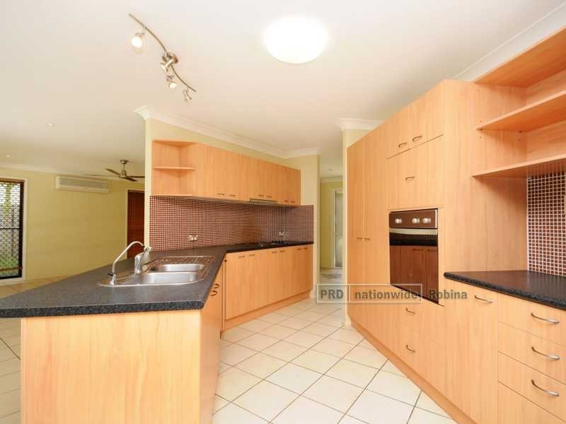 9 Protea Court, Robina QLD 4226