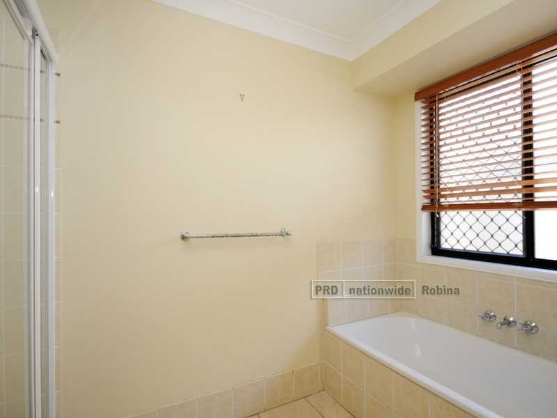 9 Protea Court, Robina QLD 4226