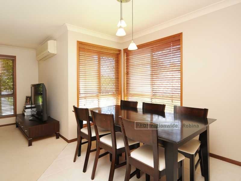 27 Hindmarsh Court, Robina QLD 4226