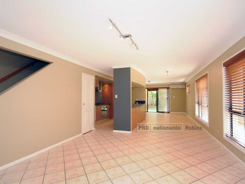 Unit 105/26 Inwood Circuit, Merrimac QLD 4226