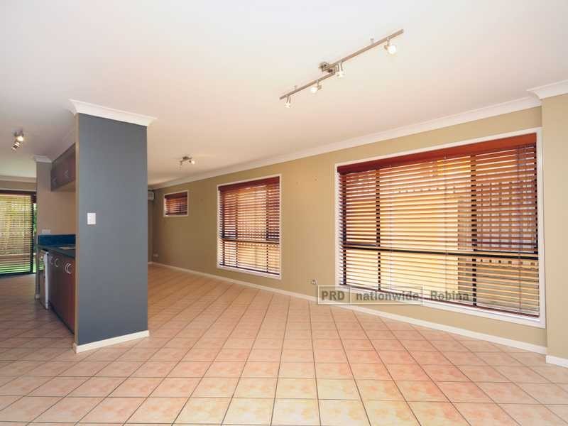 Unit 105/26 Inwood Circuit, Merrimac QLD 4226