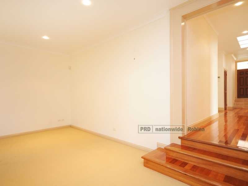 74 Concord Circuit, Robina QLD 4226