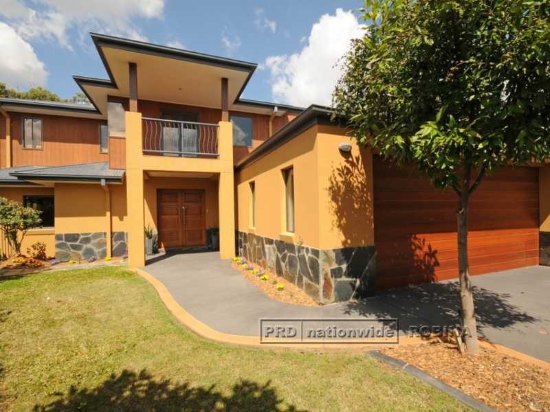 3 Rigel Court, Robina QLD 4226