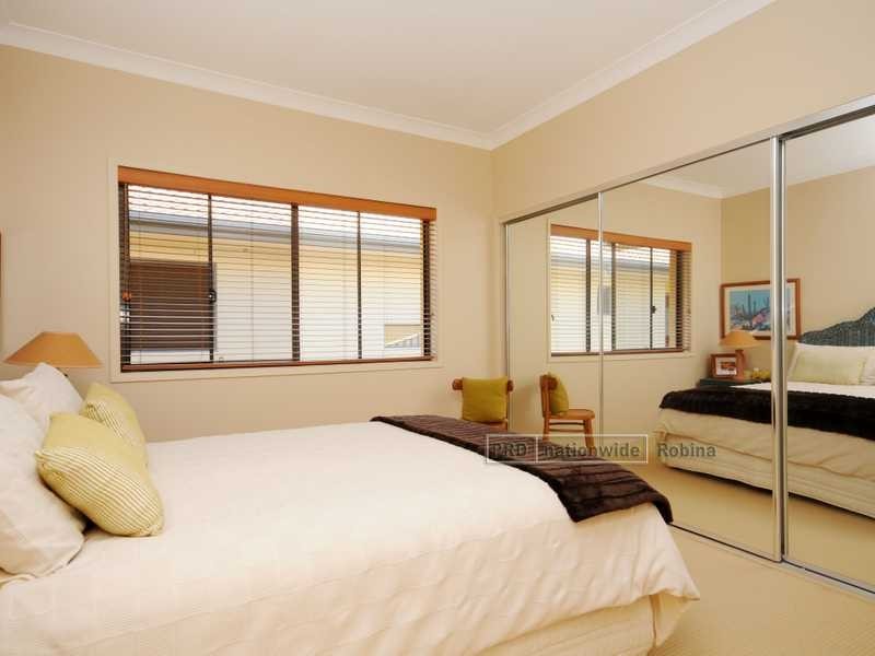 Unit 2/9 Kodiak Drive, Varsity Lakes QLD 4227