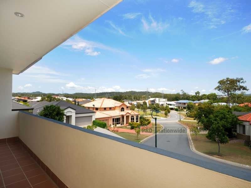 Unit 2/9 Kodiak Drive, Varsity Lakes QLD 4227