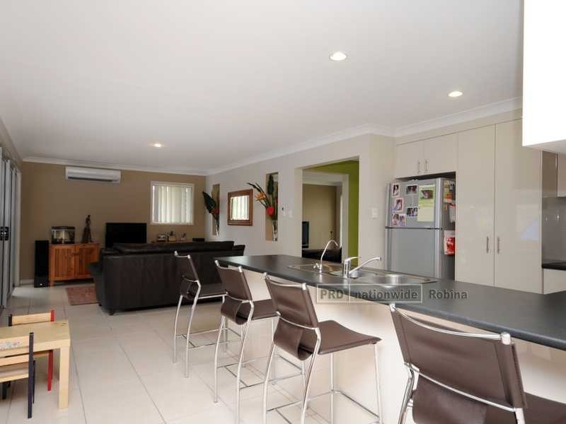 39 Antonson Crescent, Mudgeeraba QLD 4213