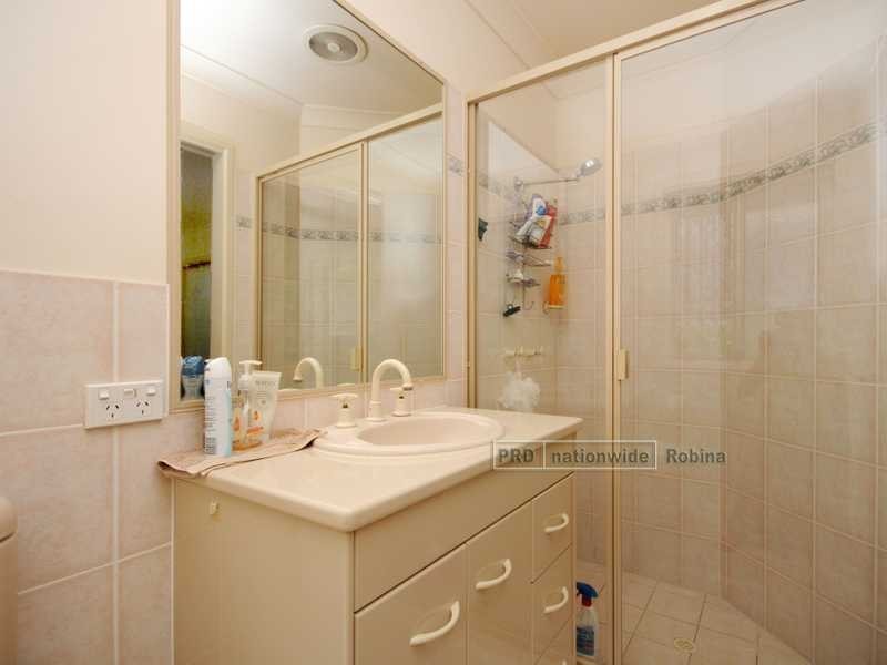 4 Madeline Street, Mudgeeraba QLD 4213