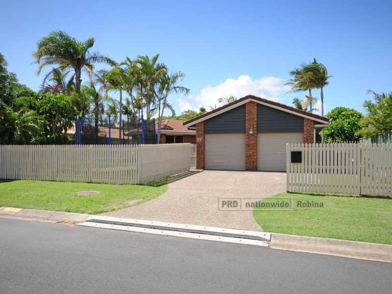 27 Coronet Crescent, Burleigh Waters QLD 4220