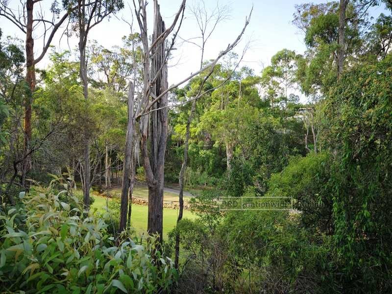 27 Royal Links Drive, Robina QLD 4226