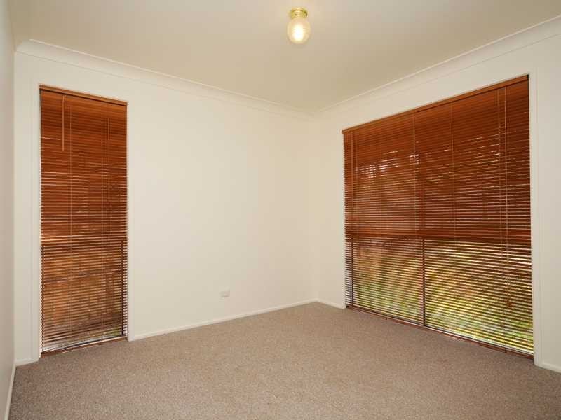 9 Aberdeen Court, Highland Park QLD 4211
