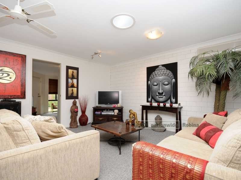 Unit 37/12 Landau Court, Miami QLD 4220