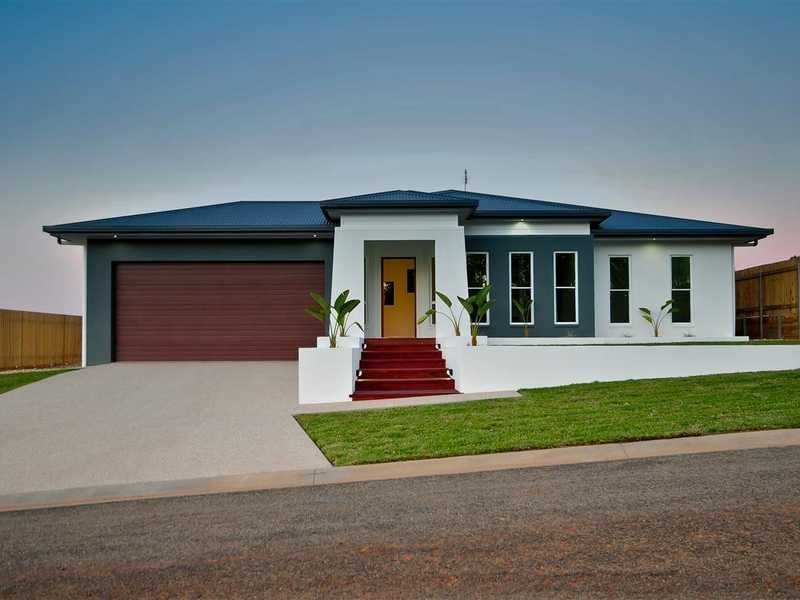 9 Michelina Close, Mareeba QLD 4880