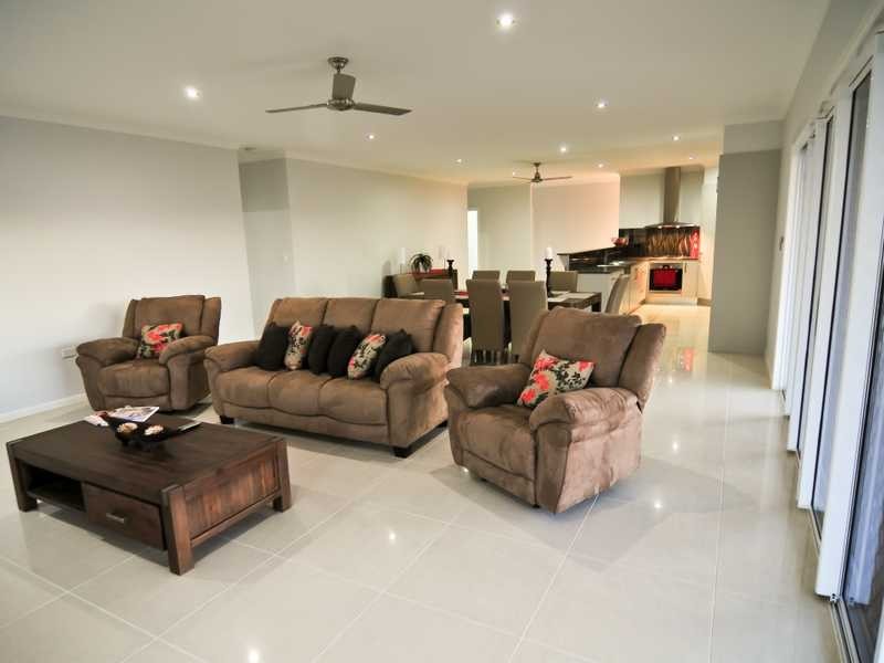 9 Michelina Close, Mareeba QLD 4880