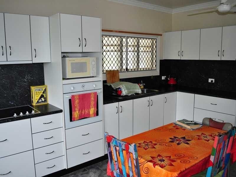 15 Chewko Road, Mareeba QLD 4880