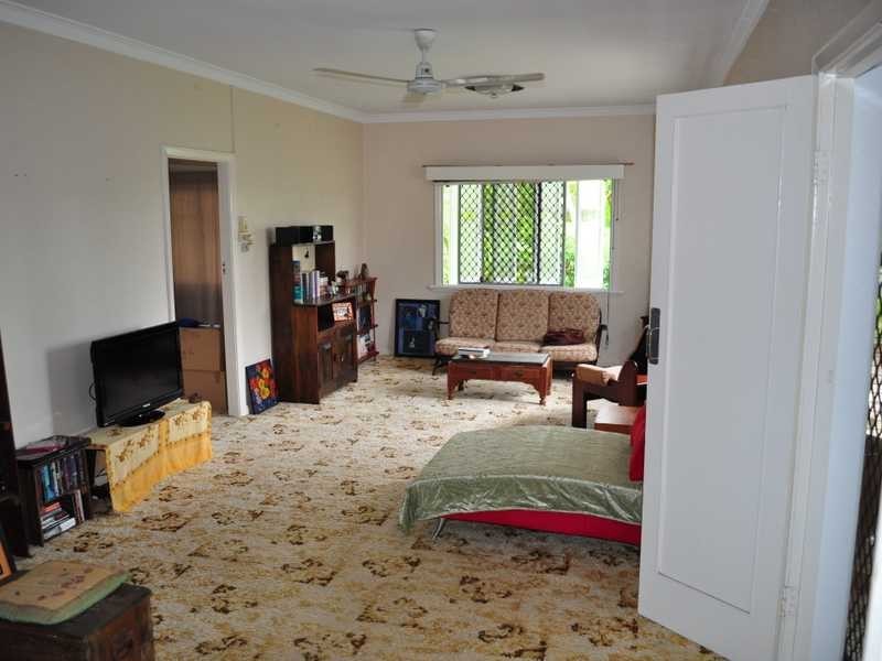 15 Chewko Road, Mareeba QLD 4880