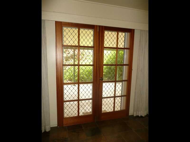 107 Vaughan Street, Mareeba QLD 4880