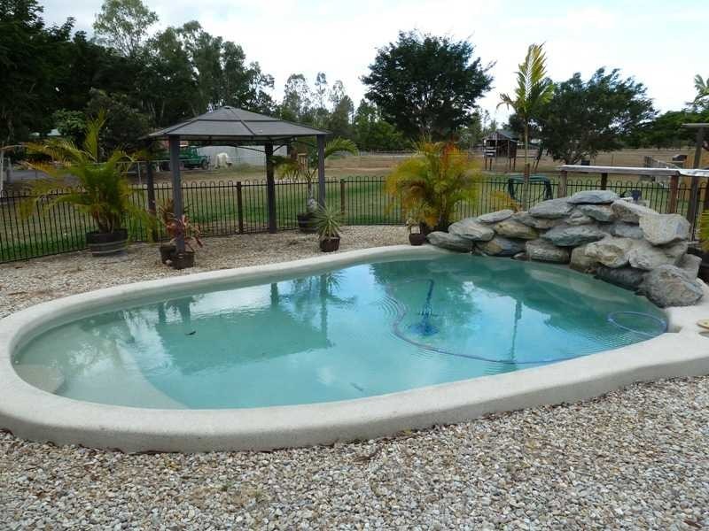 4 Debel Close, Mareeba QLD 4880