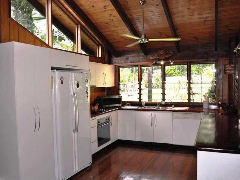 14 Bangalow Place, Kuranda QLD 4881
