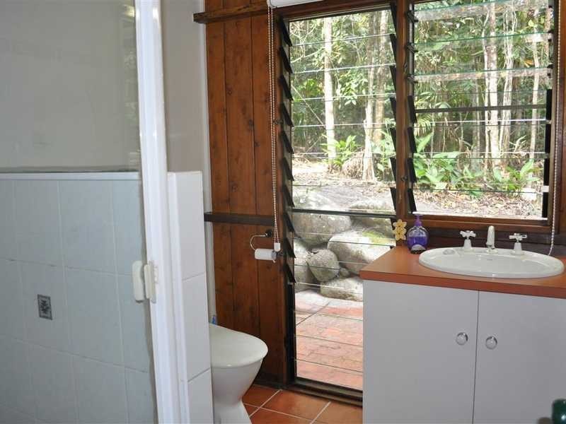 14 Bangalow Place, Kuranda QLD 4881