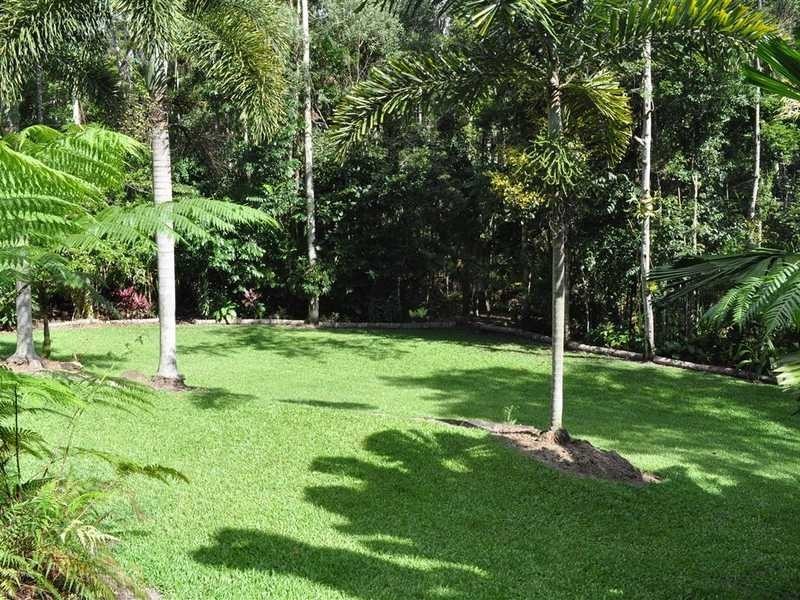 14 Bangalow Place, Kuranda QLD 4881