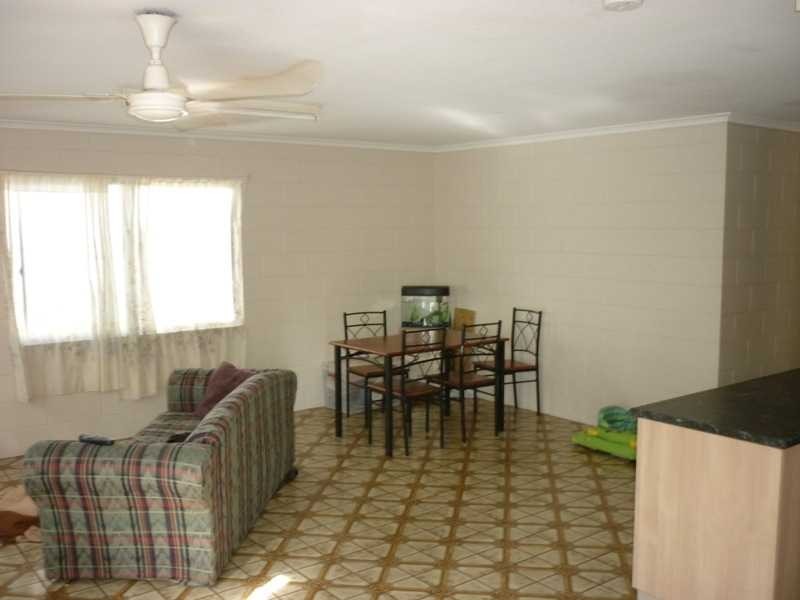 14 Pares Street, Mareeba QLD 4880
