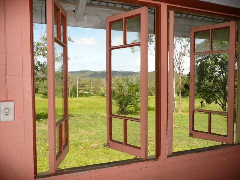 4 Santowski Crescent, Mount Molloy QLD 4871