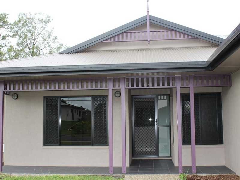 7 Leinster Drive, Mareeba QLD 4880