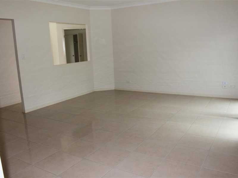 7 Leinster Drive, Mareeba QLD 4880