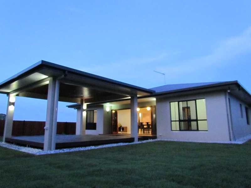 16 Michelina Close, Mareeba QLD 4880