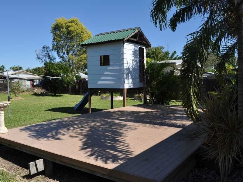 18 Robins Street, Mareeba QLD 4880
