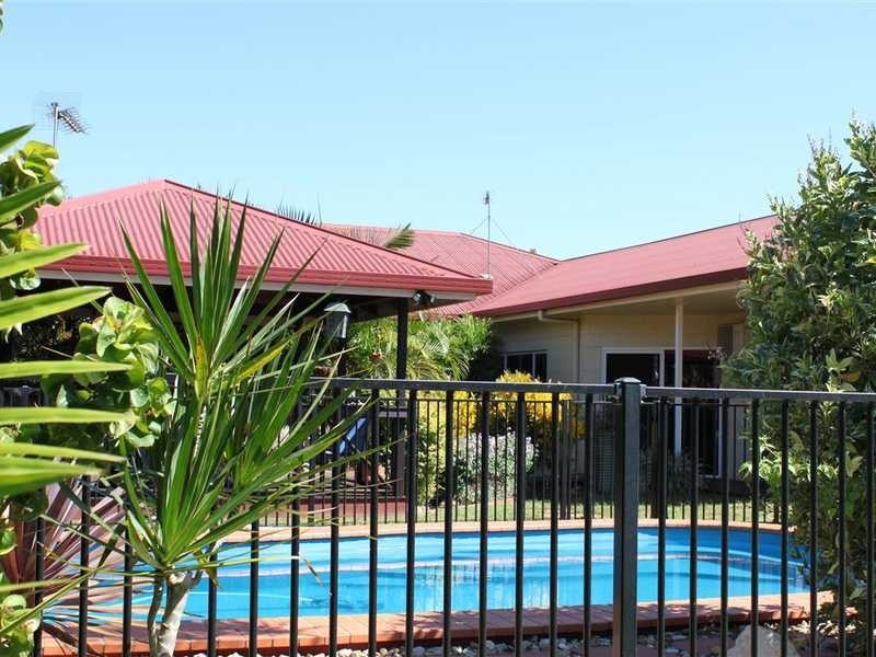 2 Josephine Close, Mareeba QLD 4880