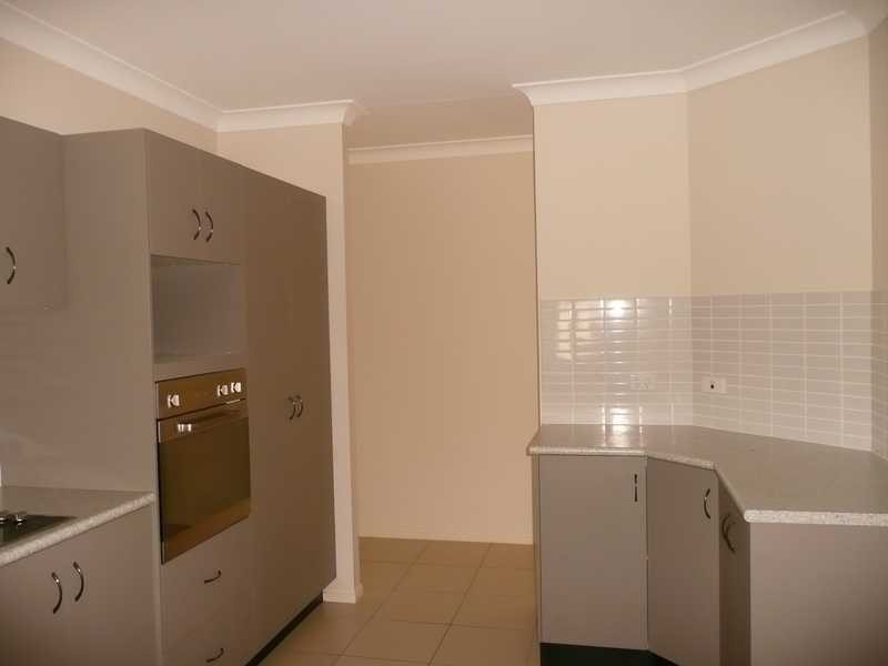 21 River Drive, Mareeba QLD 4880