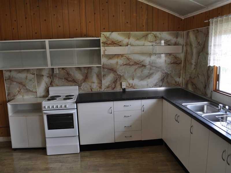 22 Petersen Street, Mareeba QLD 4880