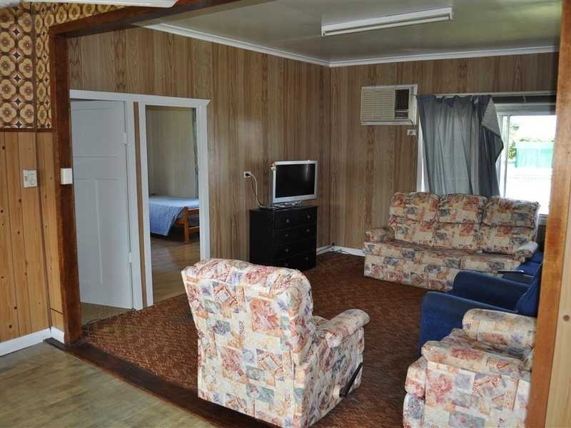 22 Petersen Street, Mareeba QLD 4880