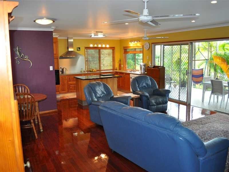 10 Molloy Street, Mareeba QLD 4880