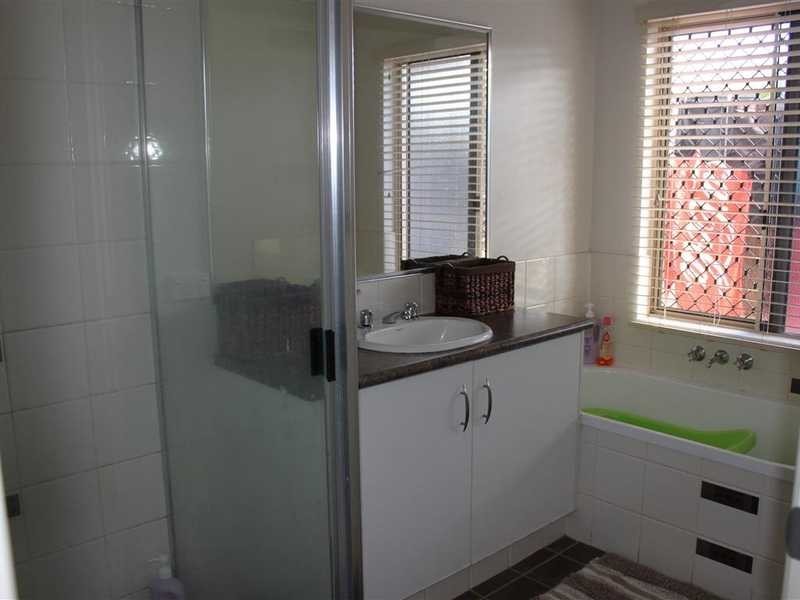 3 Joleen Close, Mareeba QLD 4880