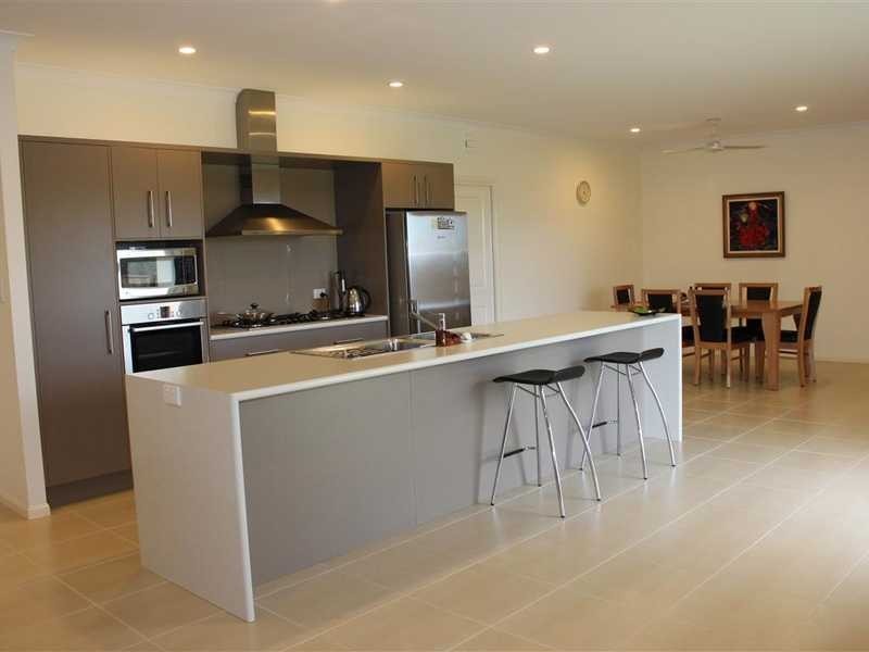 11 Eli Close, Mareeba QLD 4880