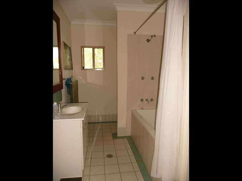 15 Oaky Valley Rd, Mareeba QLD 4880
