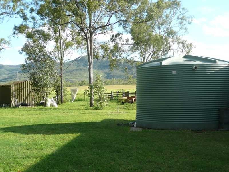 15 Oaky Valley Rd, Mareeba QLD 4880