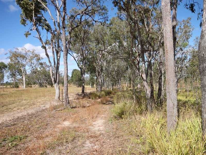 2 Keal Rd, Mareeba QLD 4880