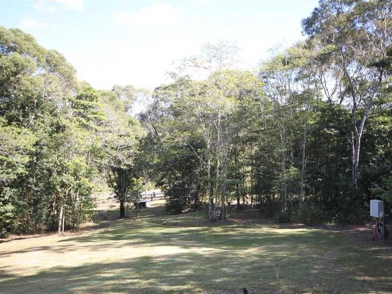 8 Sanctuary Close, Speewah QLD 4881