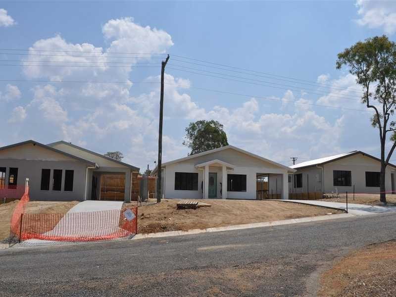 1a Bourke Street, Mareeba QLD 4880