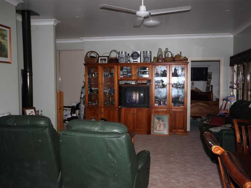 279 Channel Rd, Walkamin QLD 4872